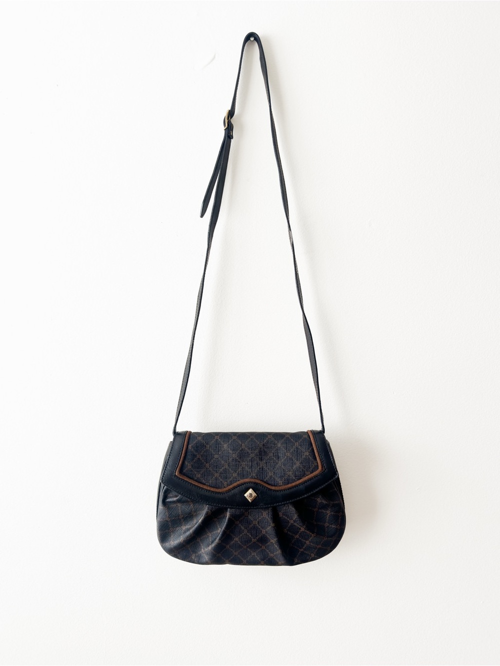 VINTAGE 1980s BALLY MONOGRAM BAG crossbody or clutch